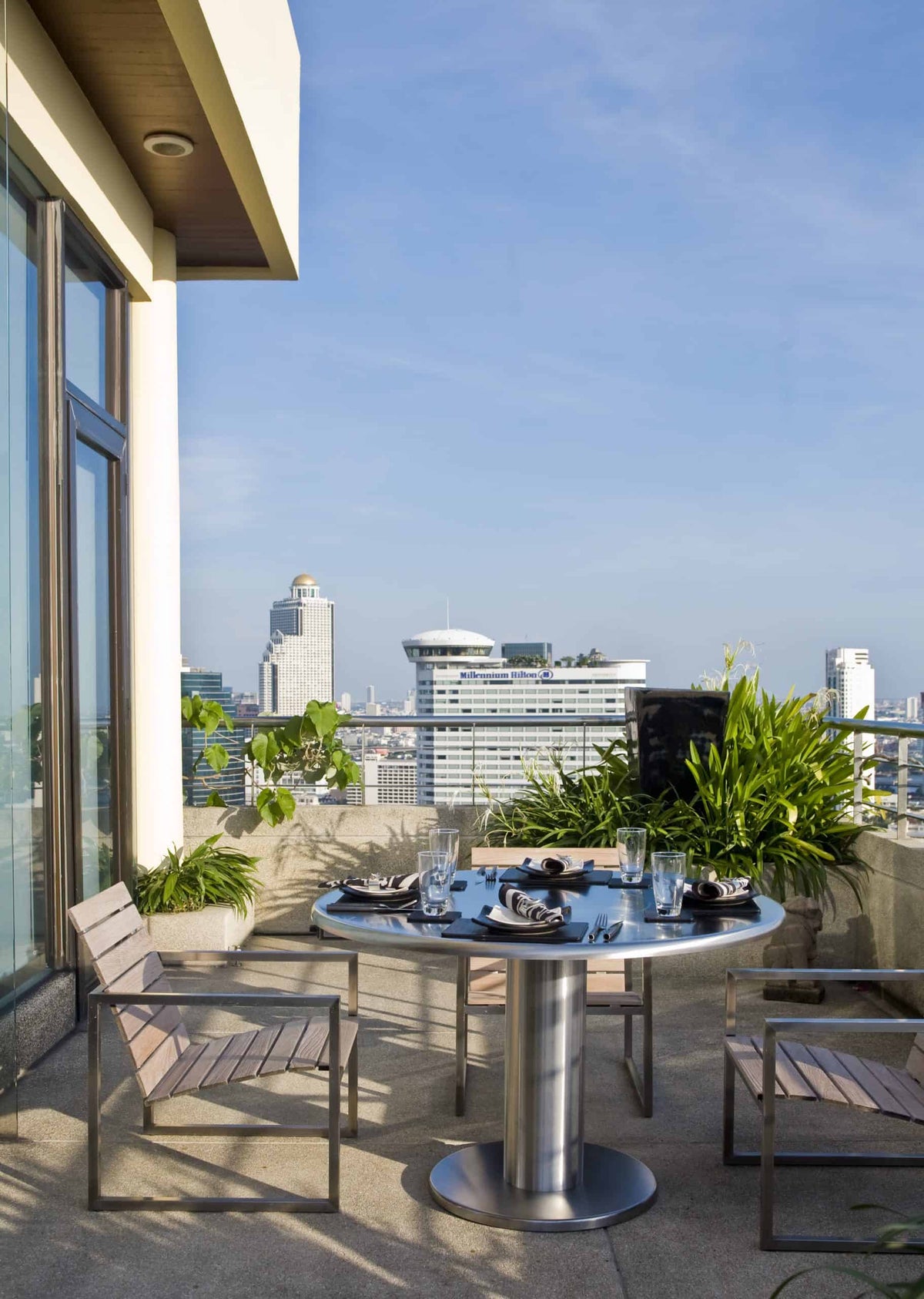Cook N Dine round teppanyaki table on a rooftop terrace