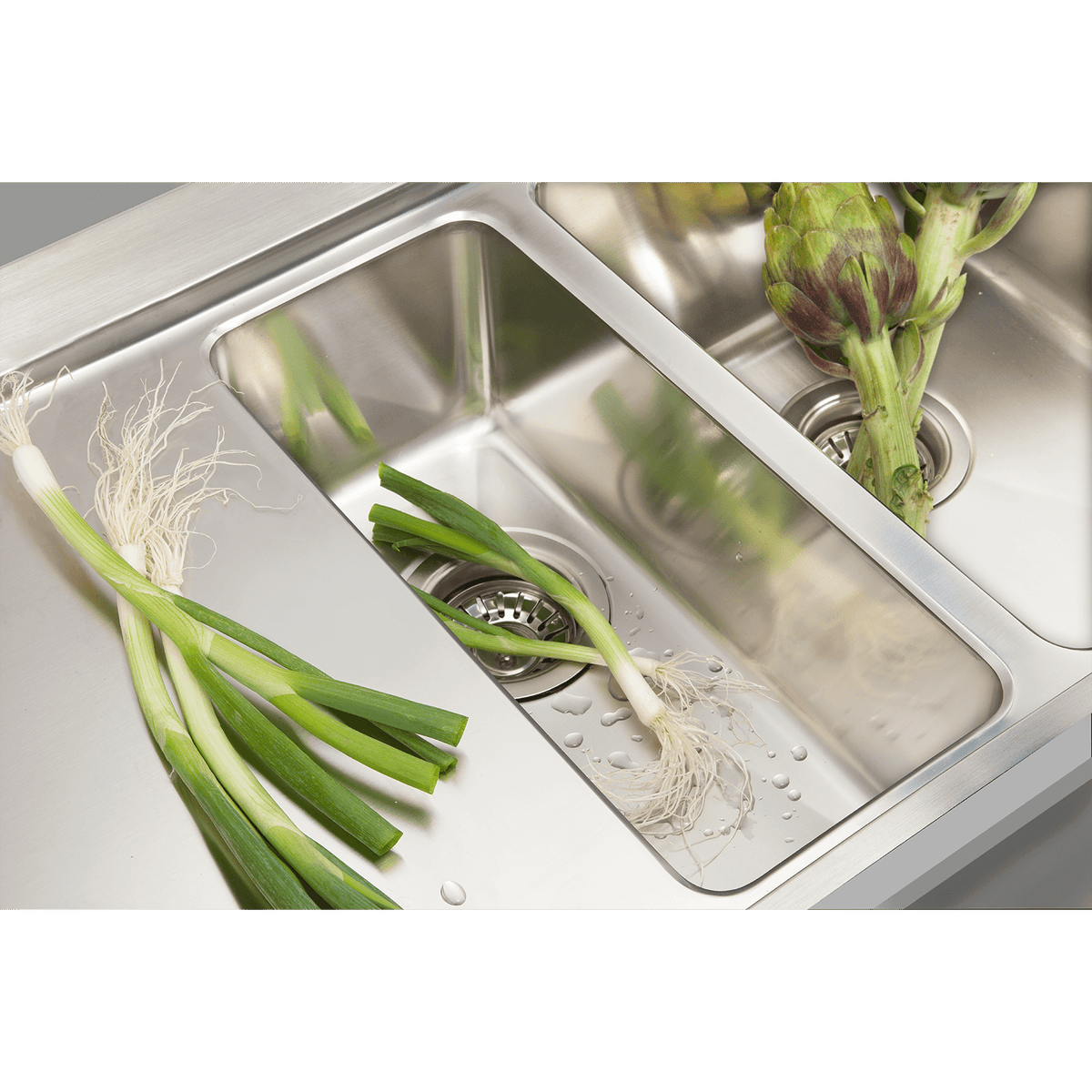 Artusi PARK LANE stainless steel 1.5 bowl sink - additional view