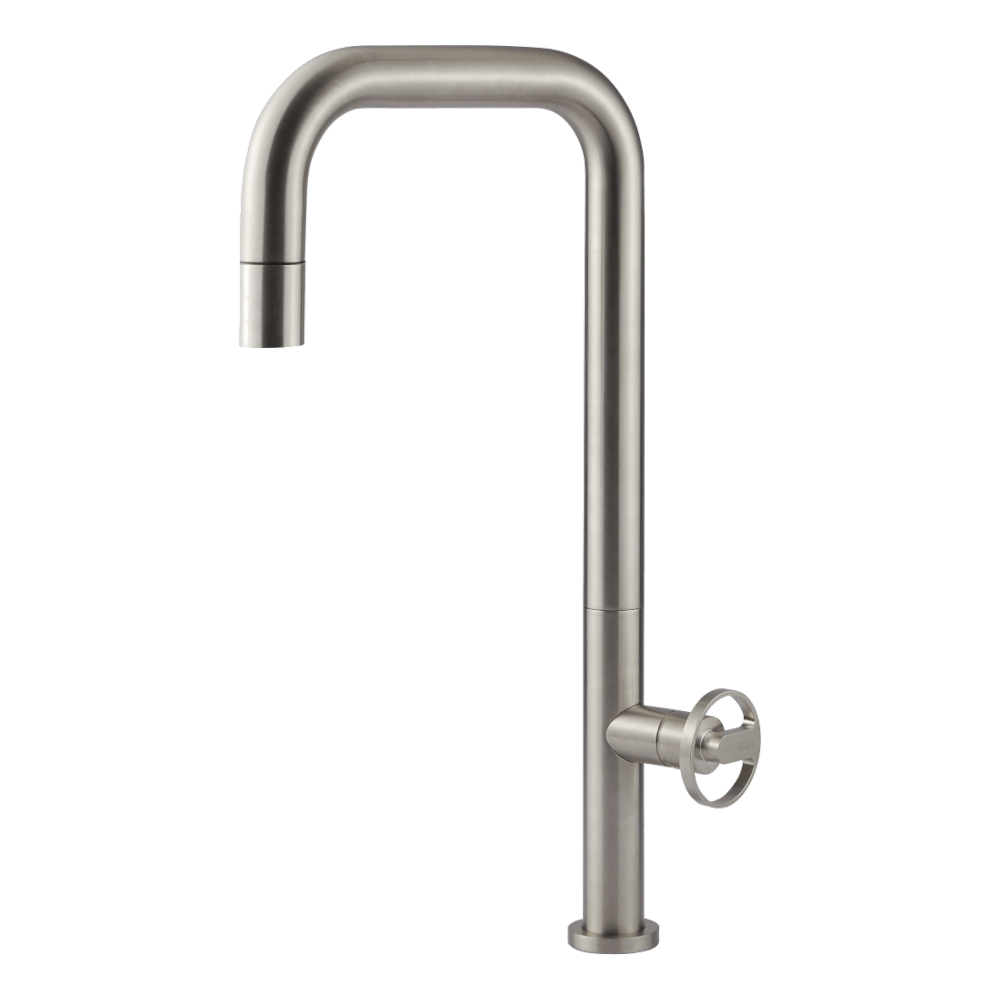 Armando Vicario 400727-LF Patio lead-free pull-out kitchen mixer in stainless steel