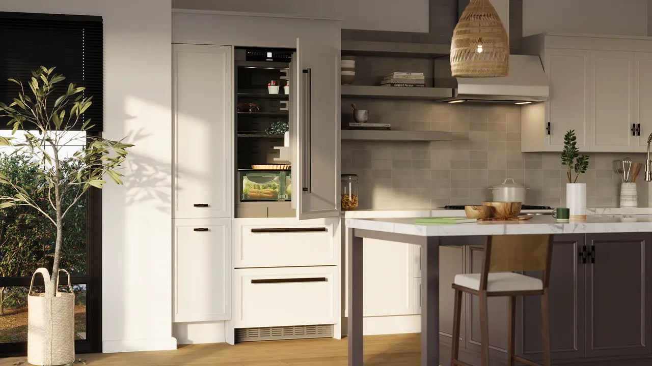 Liebherr ECN 7860 integrated fridge-freezer open with food storage