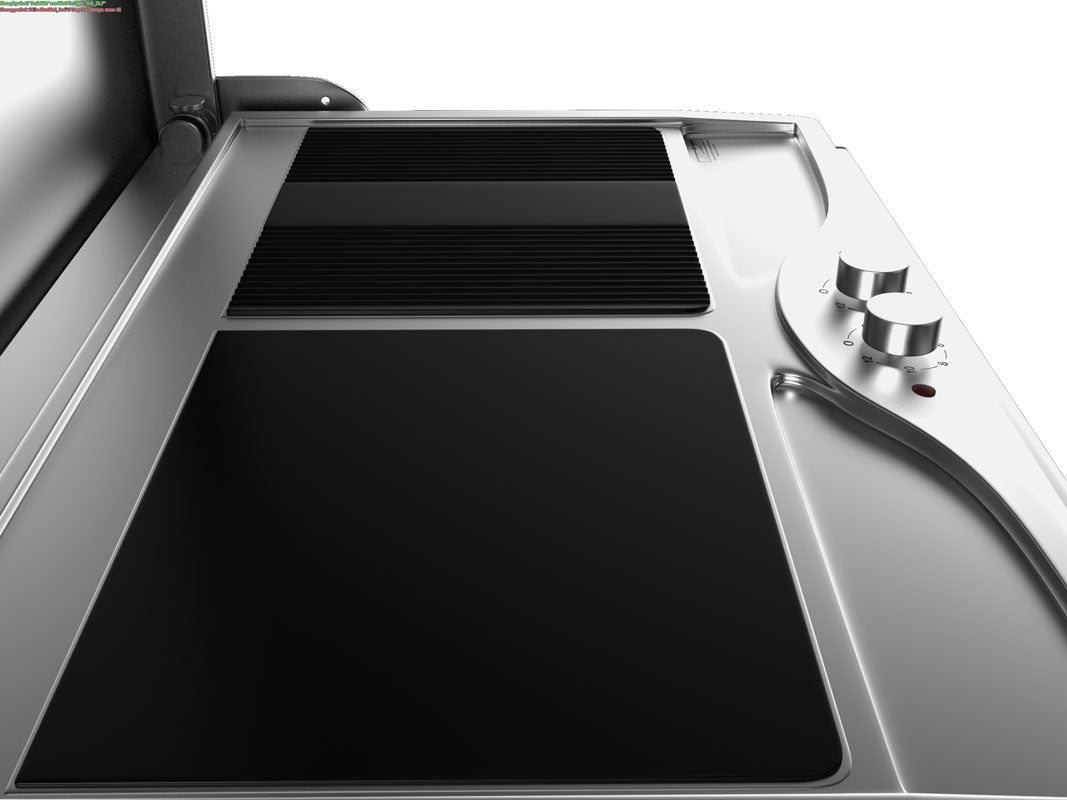 Close-up of the Smart WM700EW smooth glass flat plate and grooved griddle plate