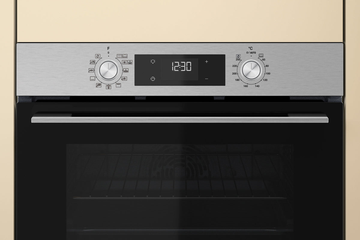 Whirlpool W4OMK581HU1XAUS stainless steel oven control panel with push knobs and digital display