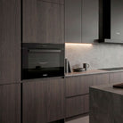 Whirlpool WMH9900BLAUS 90cm Built-In Multi-Function Oven with Air Fry in Black