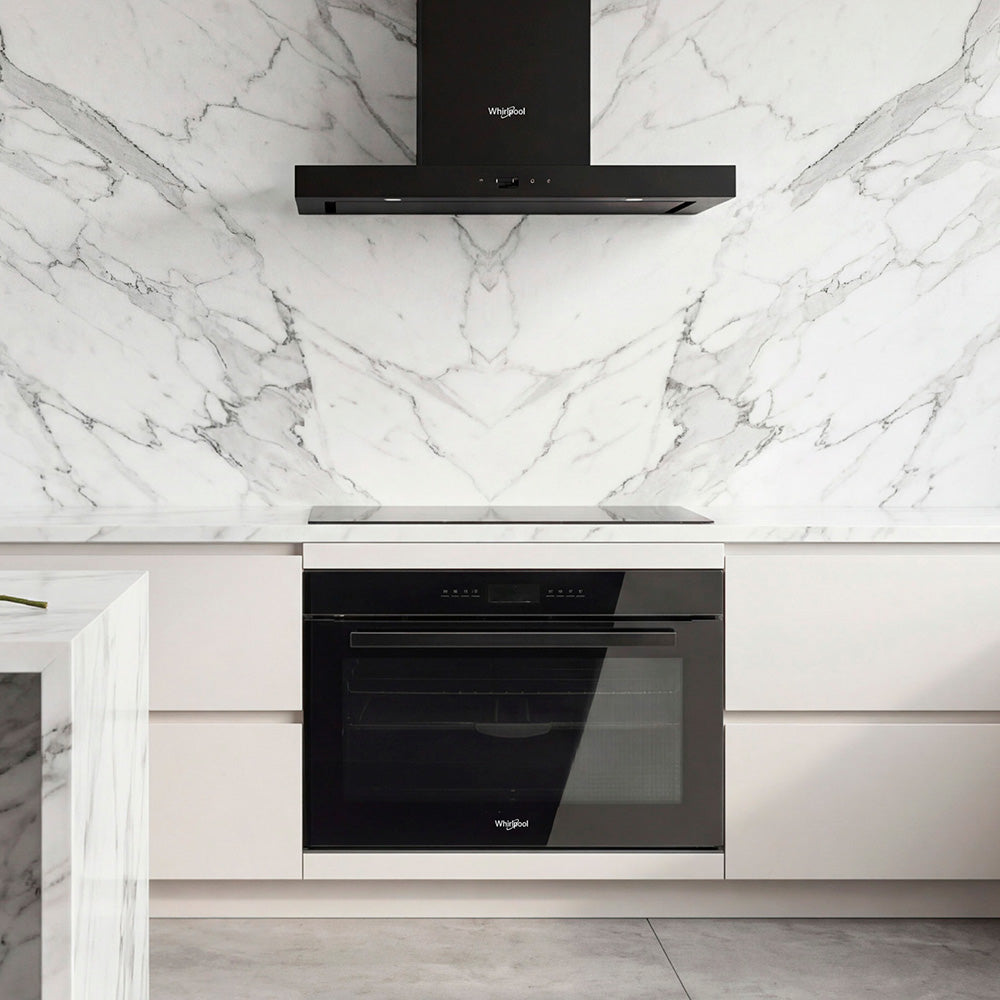 Whirlpool WMP9170BLAUS 90cm built-in pyrolytic oven in black