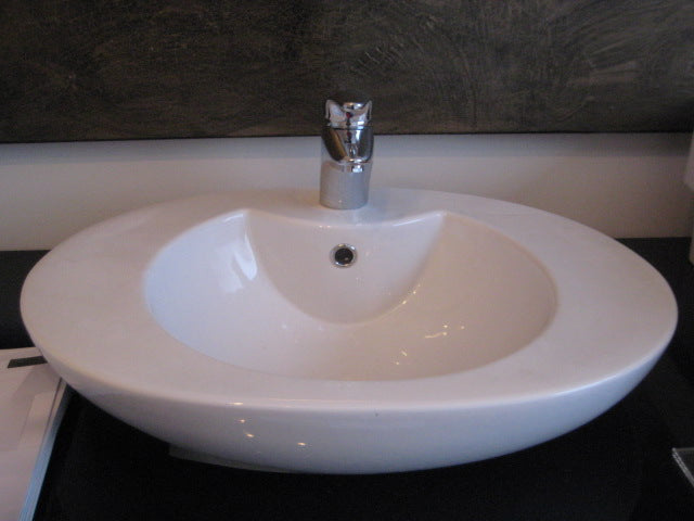 Parisi countertop basin 1TH