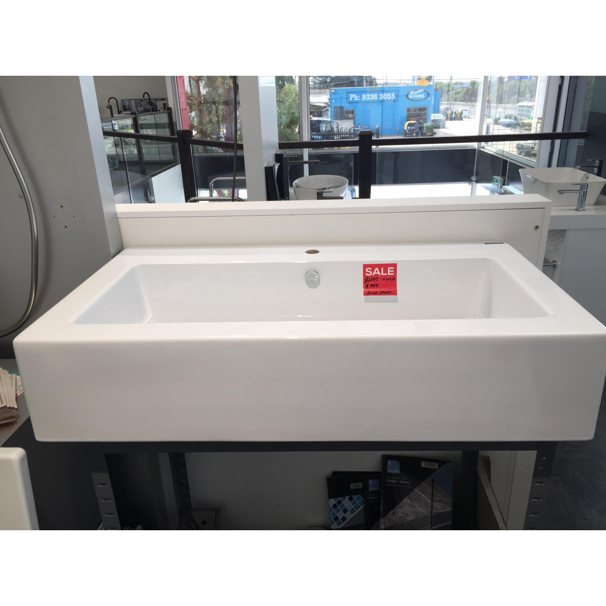 Parisi FL5051/A FLOOR STOCK Basin